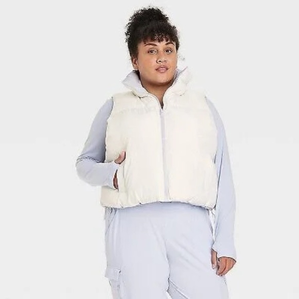 NWT All in Motion Snow Sport Reversible Puffer Vest